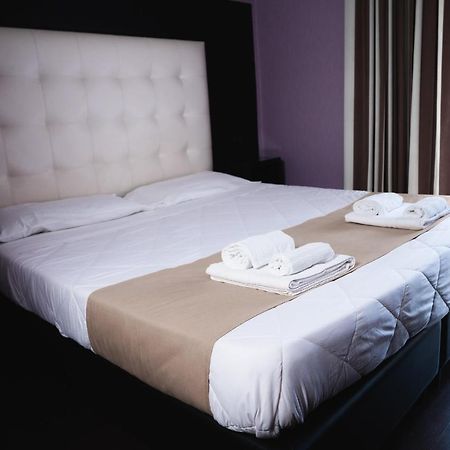 Sweet Central Hotel Caserta Ngoại thất bức ảnh
