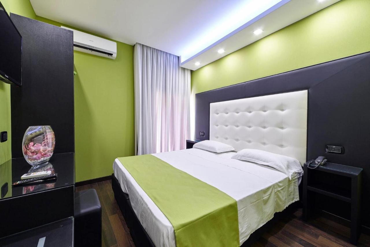 Sweet Central Hotel Caserta Ngoại thất bức ảnh