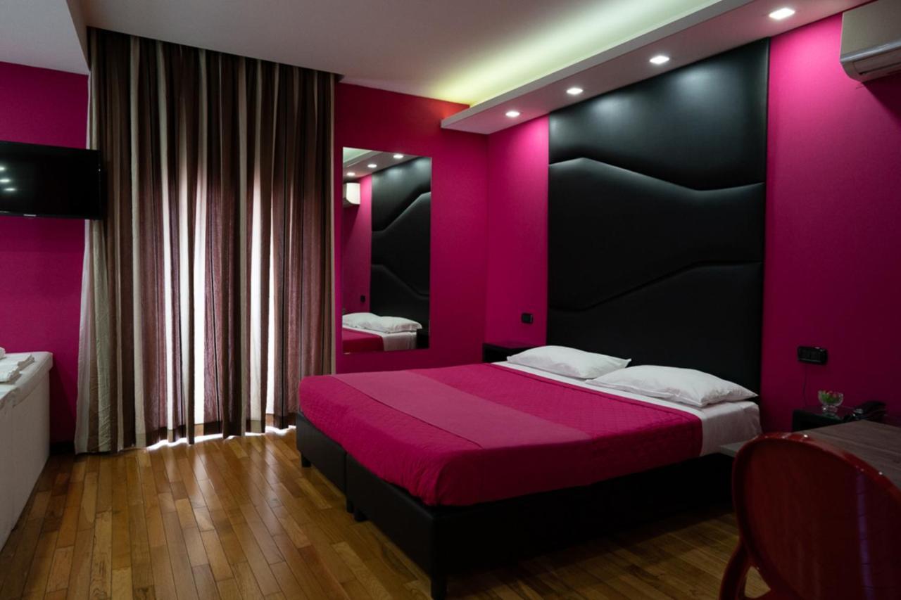 Sweet Central Hotel Caserta Ngoại thất bức ảnh